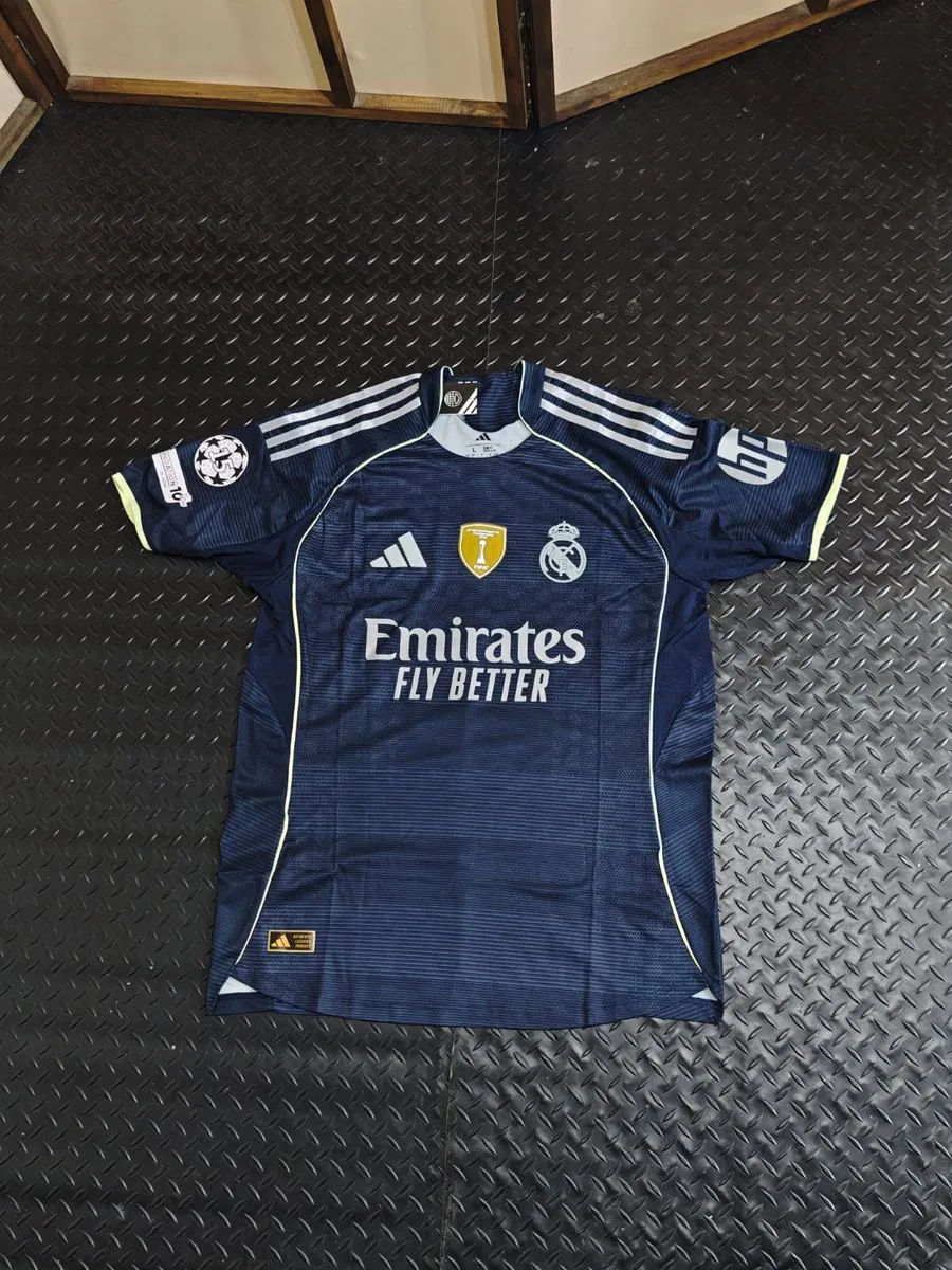 Camiseta Real Madrid Suplente 2025/26