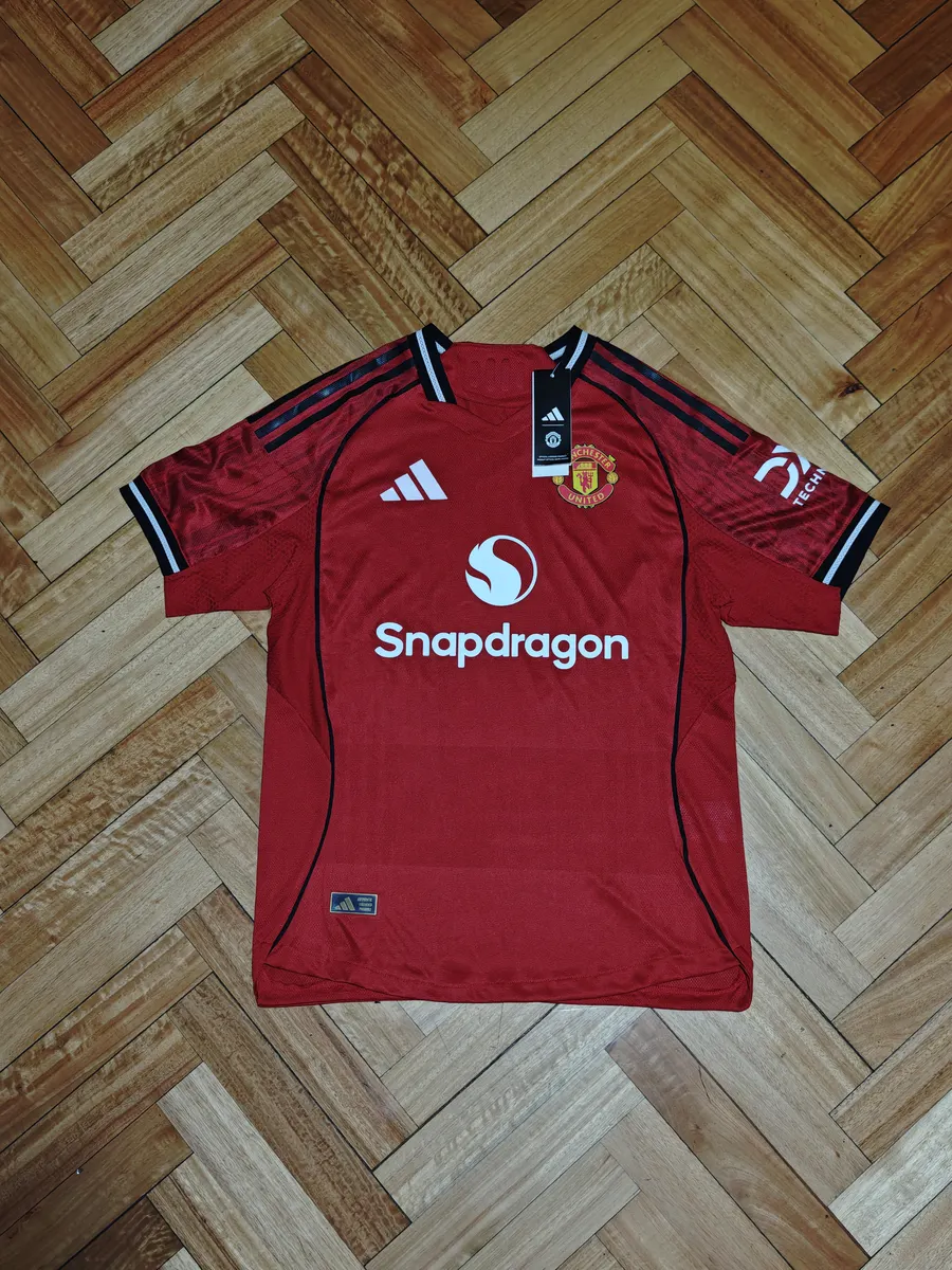 Camiseta Manchester United Titular 2024/25